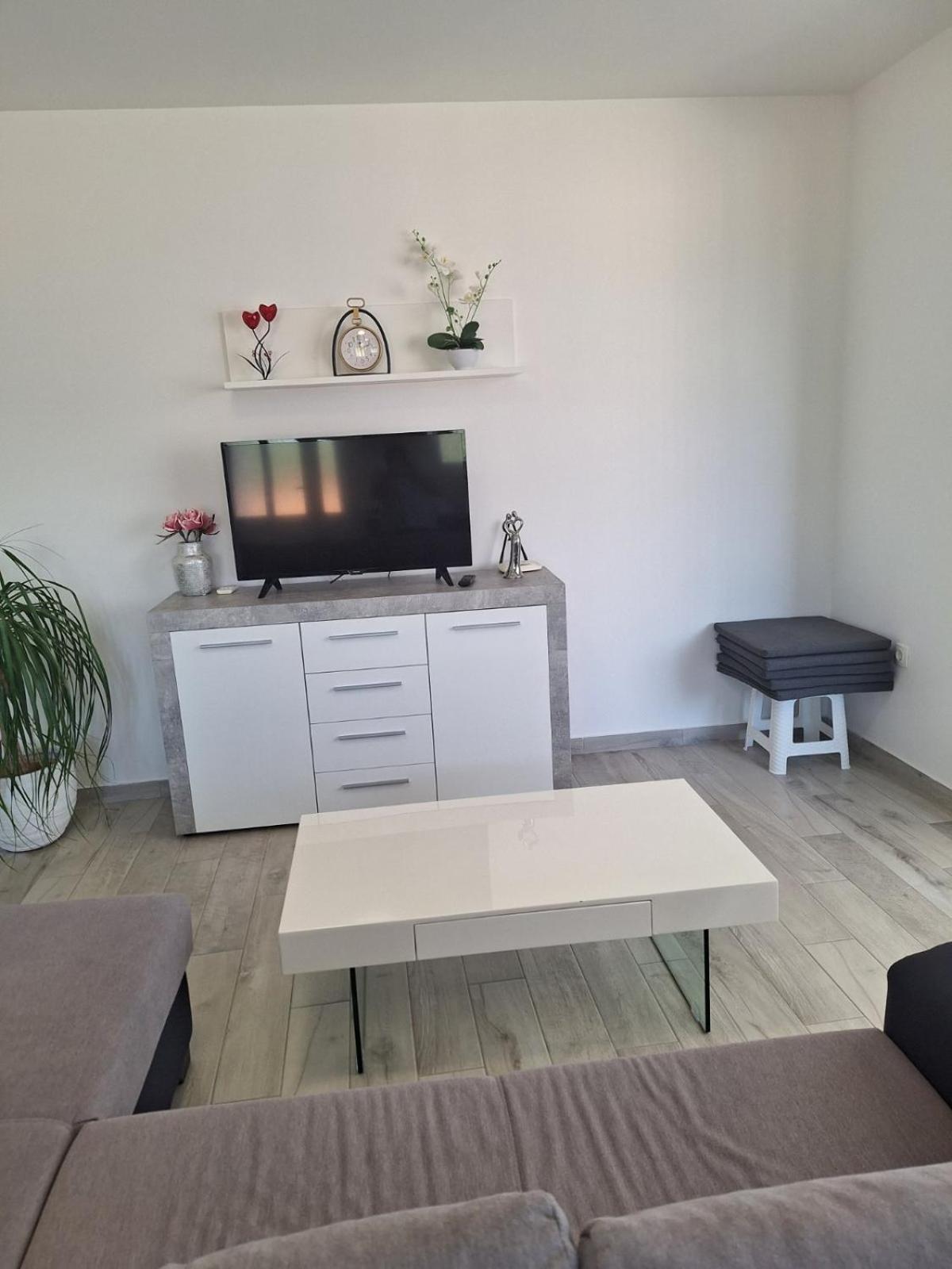 Apartmani Danica Vodnjan Luaran gambar