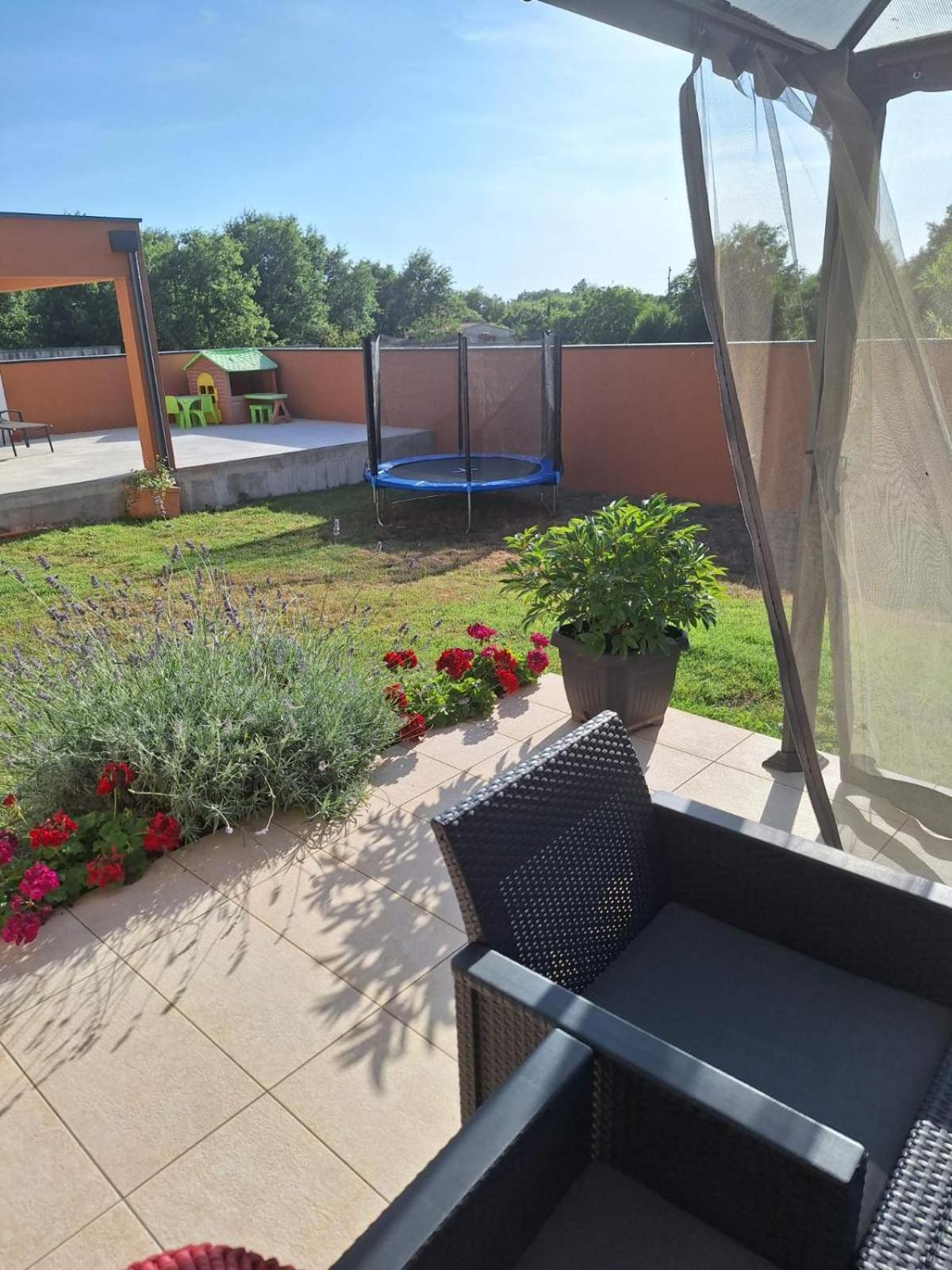 Apartmani Danica Vodnjan Luaran gambar