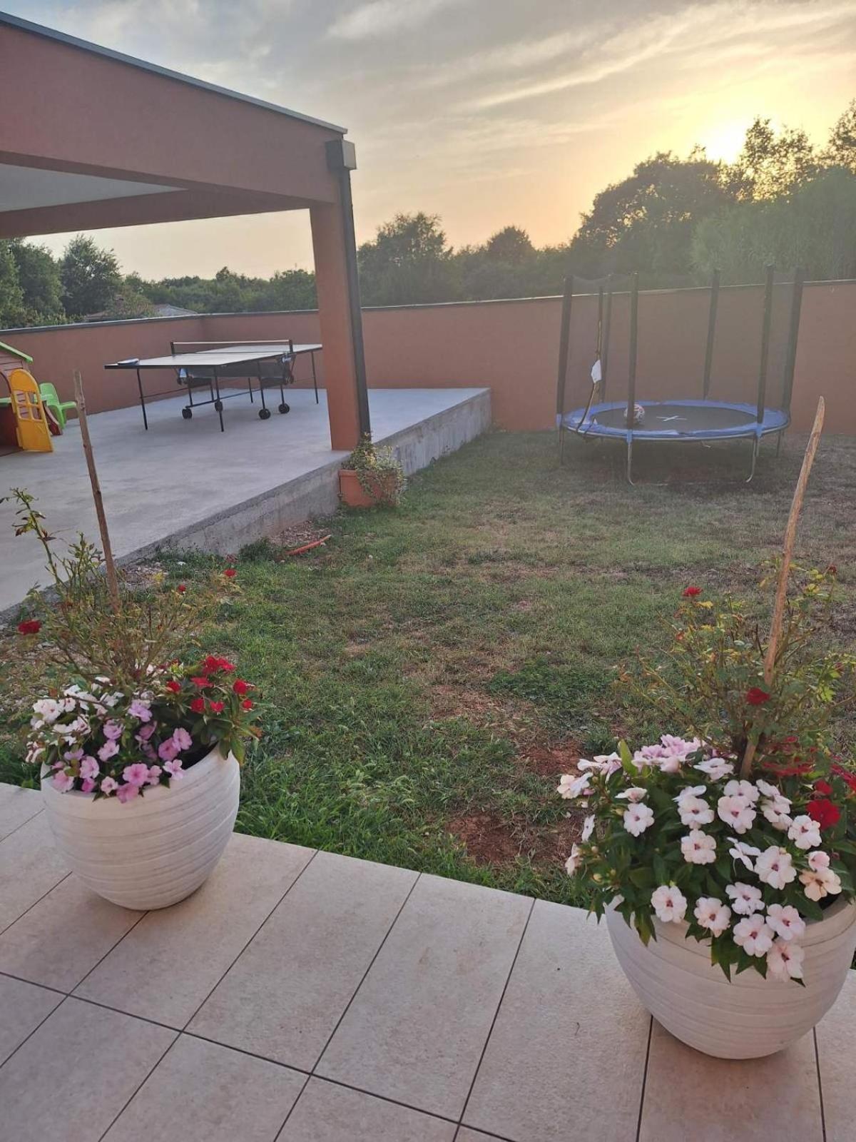 Apartmani Danica Vodnjan Luaran gambar