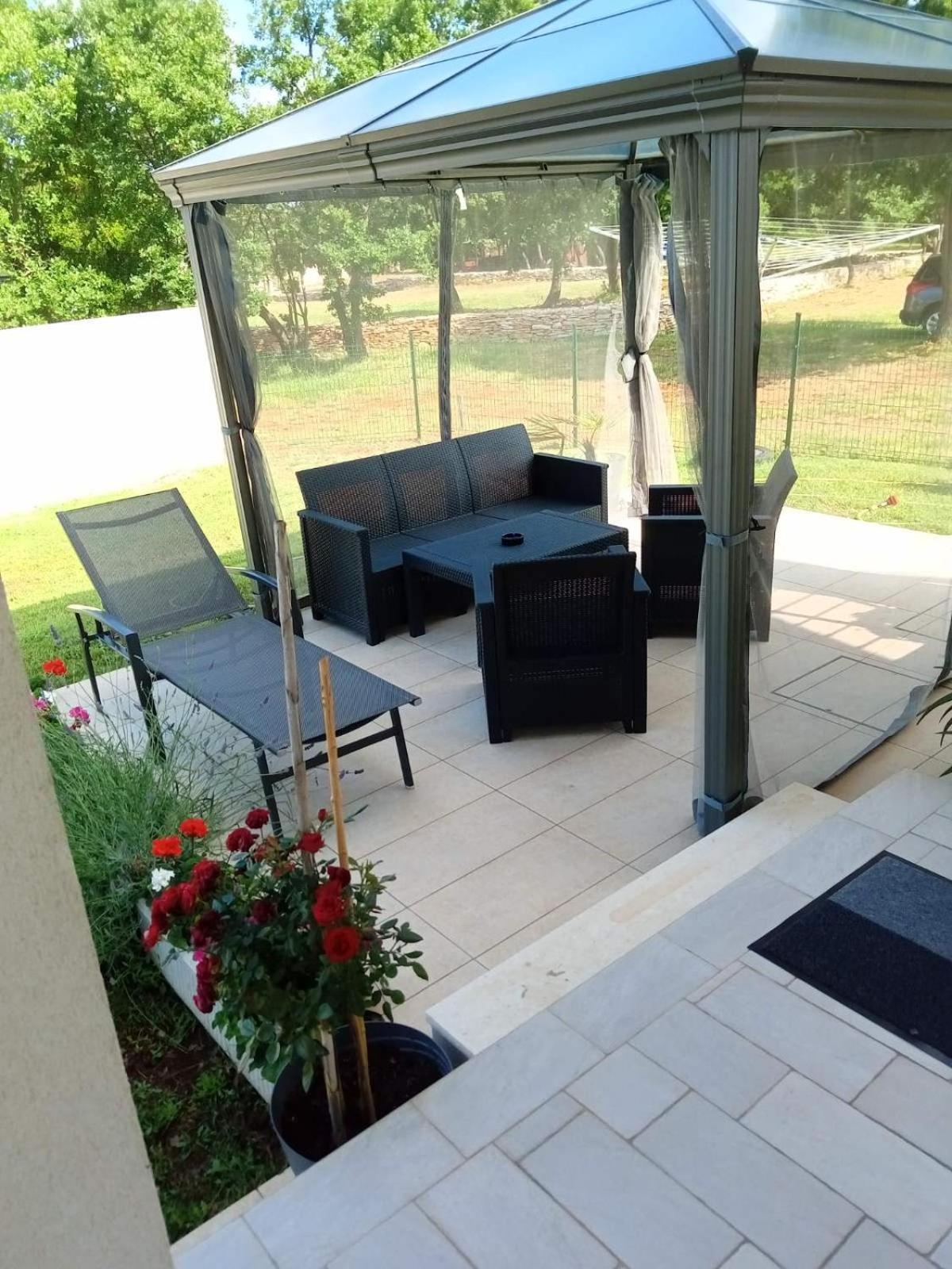 Apartmani Danica Vodnjan Luaran gambar