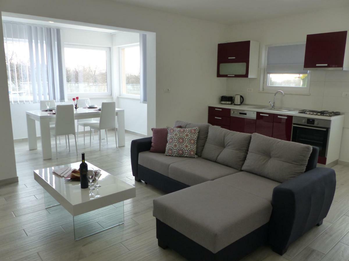 Apartmani Danica Vodnjan Luaran gambar