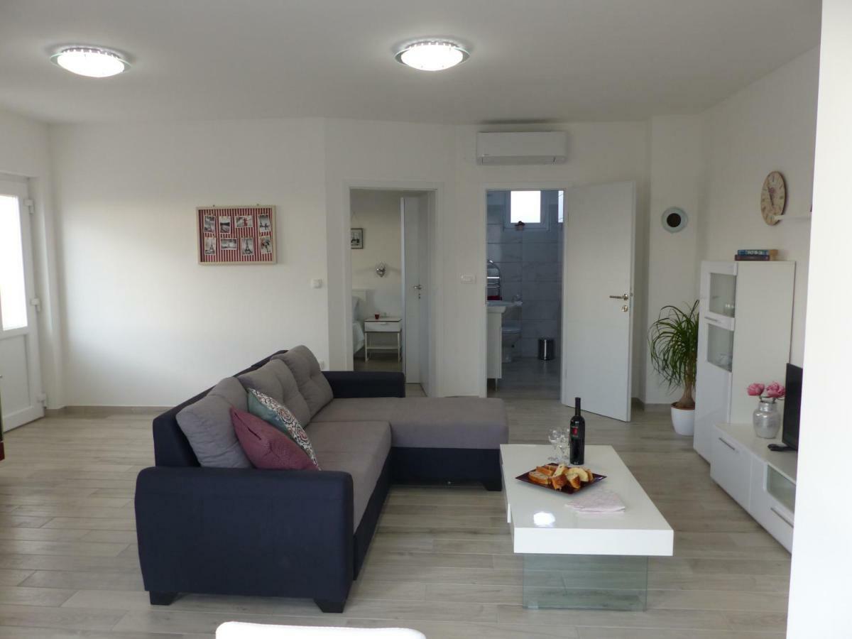 Apartmani Danica Vodnjan Luaran gambar