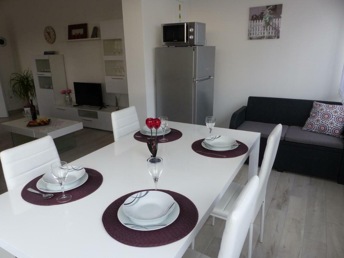 Apartmani Danica Vodnjan Luaran gambar